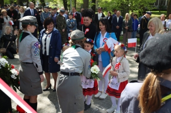 il20250503_909544587_xlarge