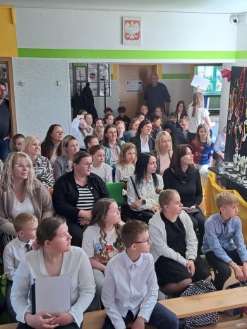 496946647_695782086536701_6872518985509451684_n