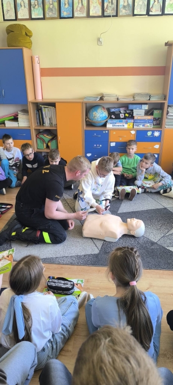 499482619_701082702673306_1995165038494538042_n