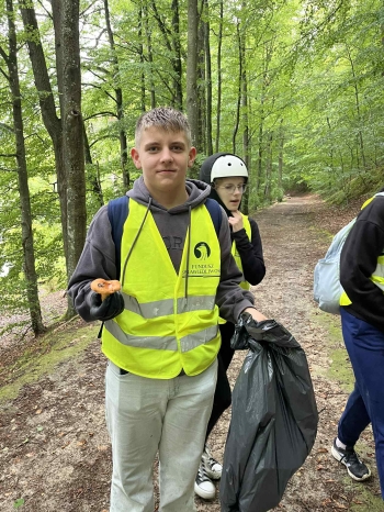 188eb726-0af7-4a4e-9025-90b21d998fad