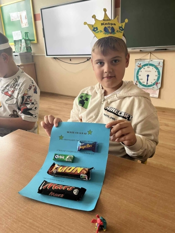 aa0cde63-31f2-40c8-bf69-30ef9c7fe6b2