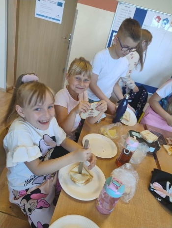 557595639_806630858785156_2518888667909939070_n