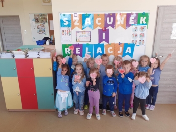 557154351_807441792037396_7246672443630515615_n