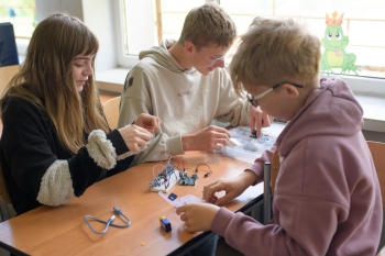 557617874_808229188625323_1998057458432702011_n