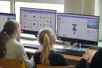 558155394_808229045292004_7259406213212178658_n