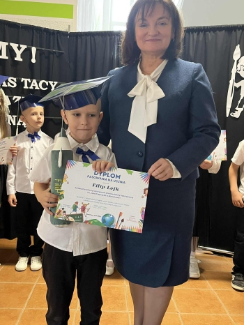 572172574_830722423042666_1991839706943776699_n