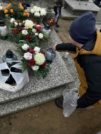 5e5f8eee-fdfa-4ece-843c-62c2d04636a7