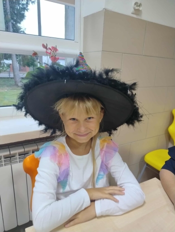 590110433_852535150861393_6442681328839091680_n