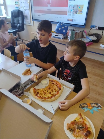 591090290_852535567528018_5422763418088480245_n