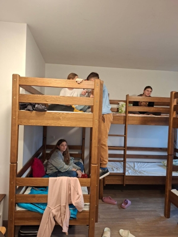 600189586_868515562596685_963853559362831879_n