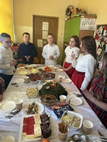 599697016_869261975855377_4389854639813205272_n