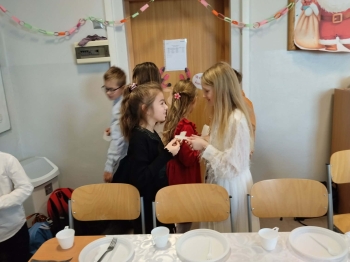 600351846_869264412521800_1880261134201425437_n