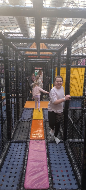 72b312de-b9f6-4b74-b16a-759a479c4714