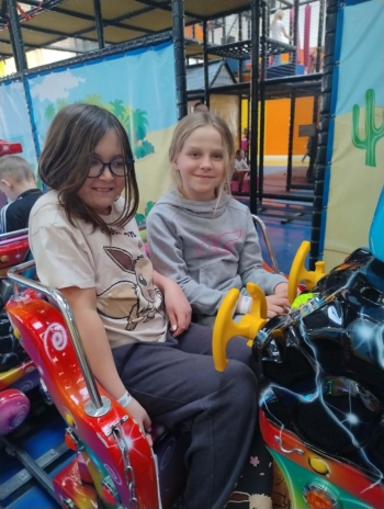 adfcd037-d7bb-4bb9-bfa0-6e318de083d7