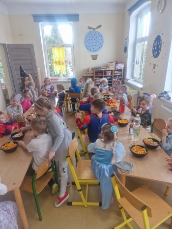 627795332_906695265445381_6012131486033760763_n