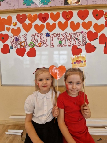 629926664_912659461515628_4357471165248143334_n