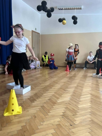 635377478_916127437835497_7079275638352640289_n