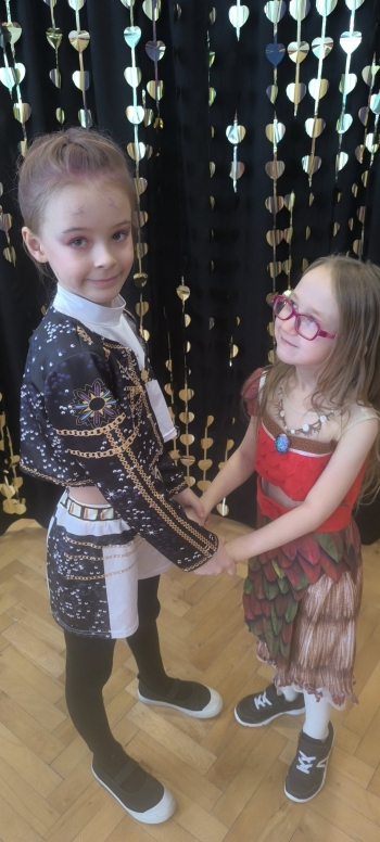 637944469_916129137835327_8720295195301460038_n