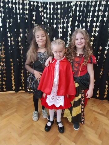 638340292_916125851168989_1448077204335392207_n