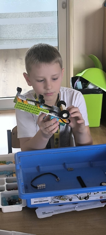 712686535_1003792129069027_1115358145501819886_n