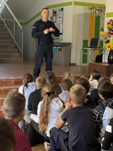 Spotkanie z funkcjonariuszem Policji KPP w Kartuzach