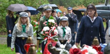 Złożyli hołd ofiarom II wojny światowej w Kaliskach