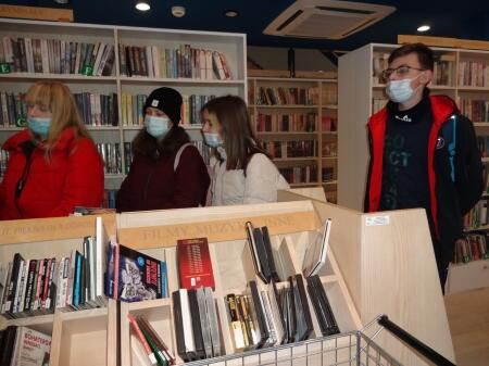 Wyjazd do biblioteki w Kartuzach