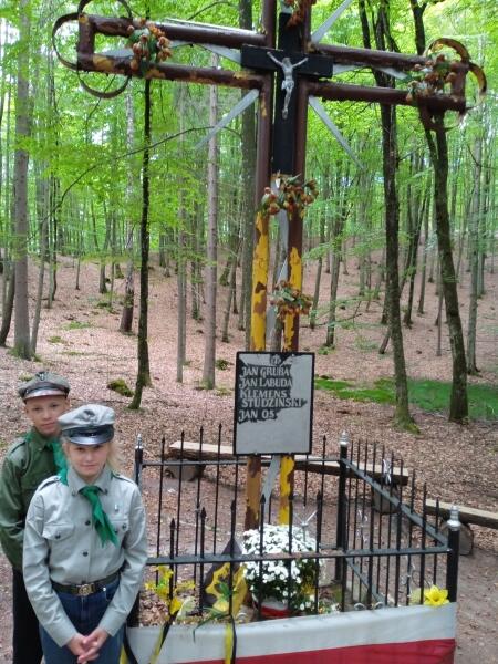 Hołd bohaterom z czasów II wojny światowej