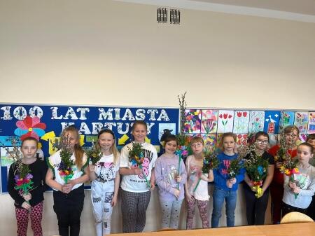 Palmё na Niedzlã Kwietną w wékònanim szkòłowników klasё III